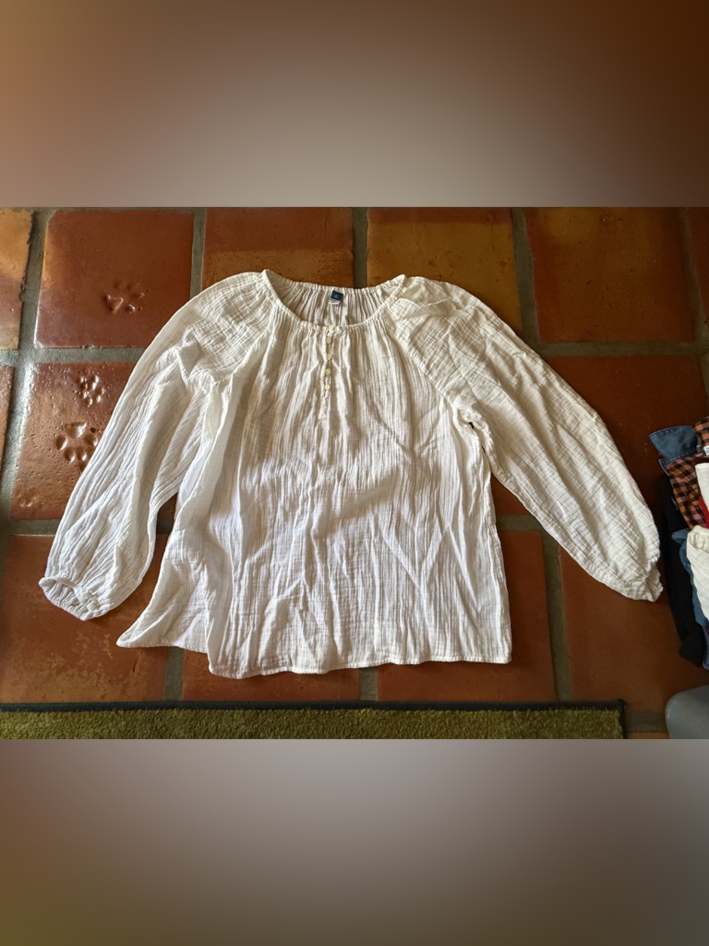 Old Navy White Ruffled Neck Button-Front Top